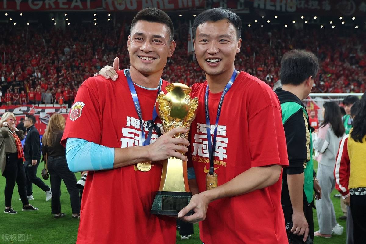 关于上港迎战鲁能，全队备战气势如虹的信息